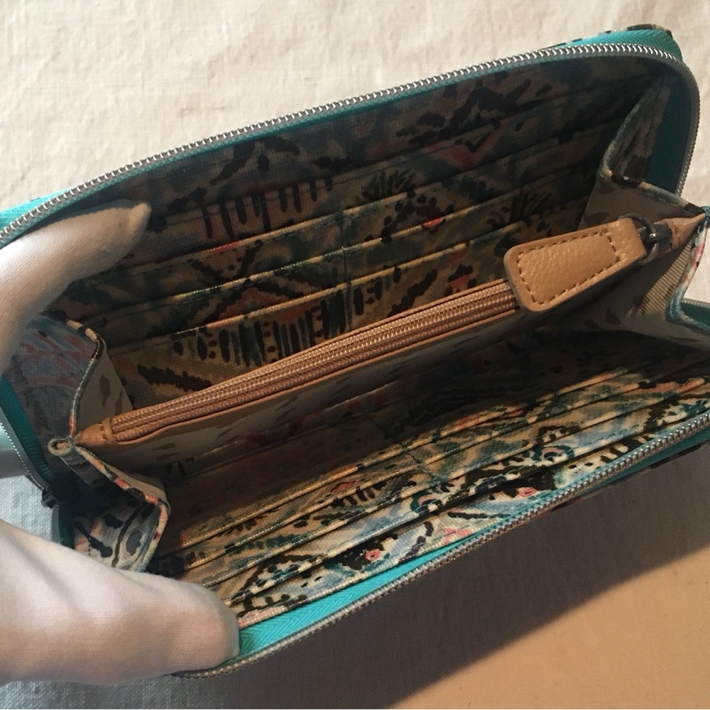 Wallet - Picture 3 of 7